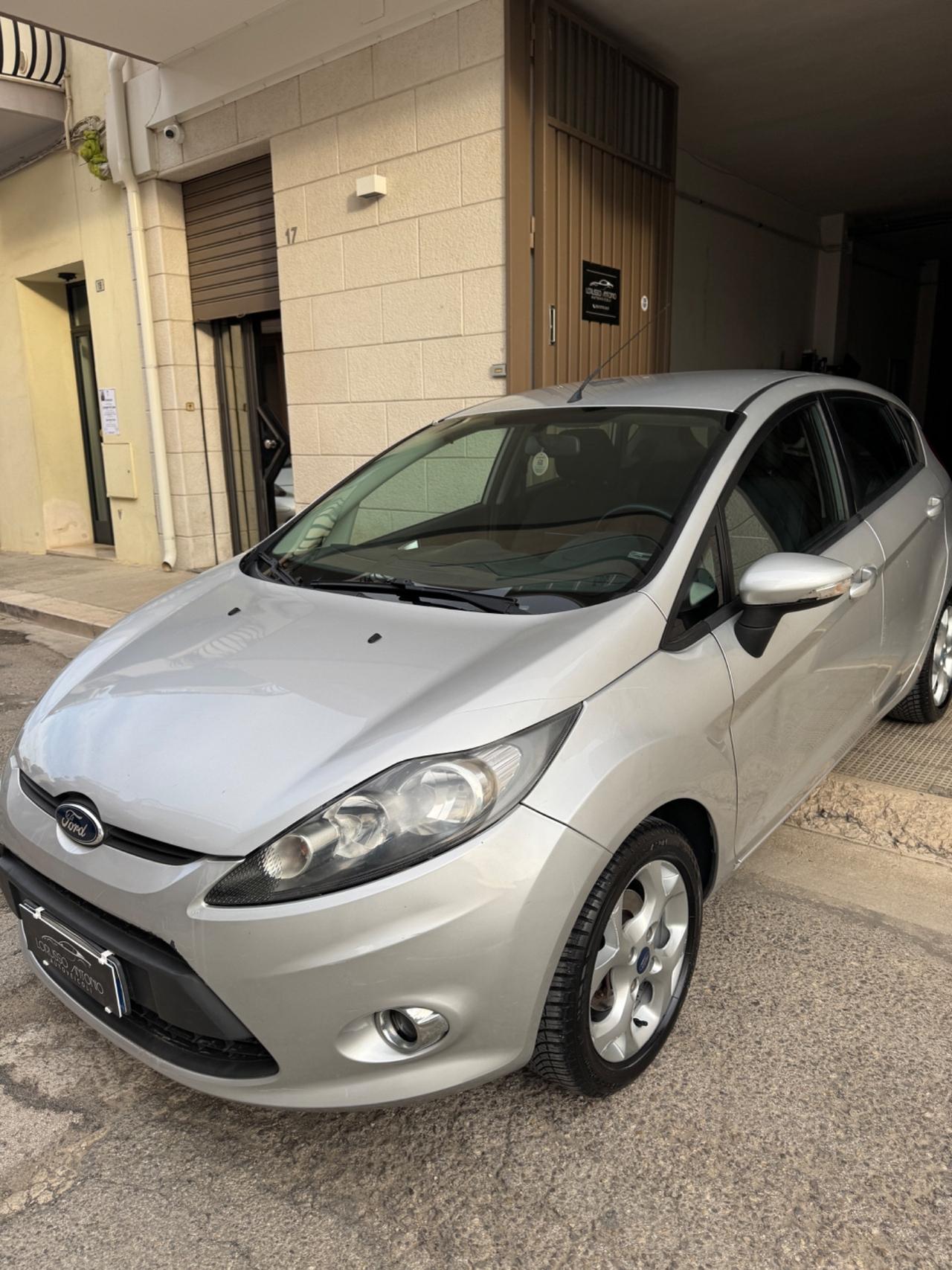 Ford Fiesta 1.2 82 CV 5 porte Titanium