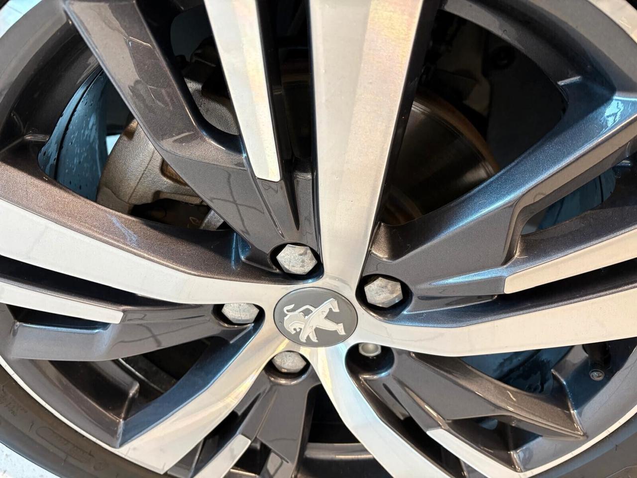 Peugeot 3008 ALLURE PACK BlueHDi 130 6mt SPOTICAR