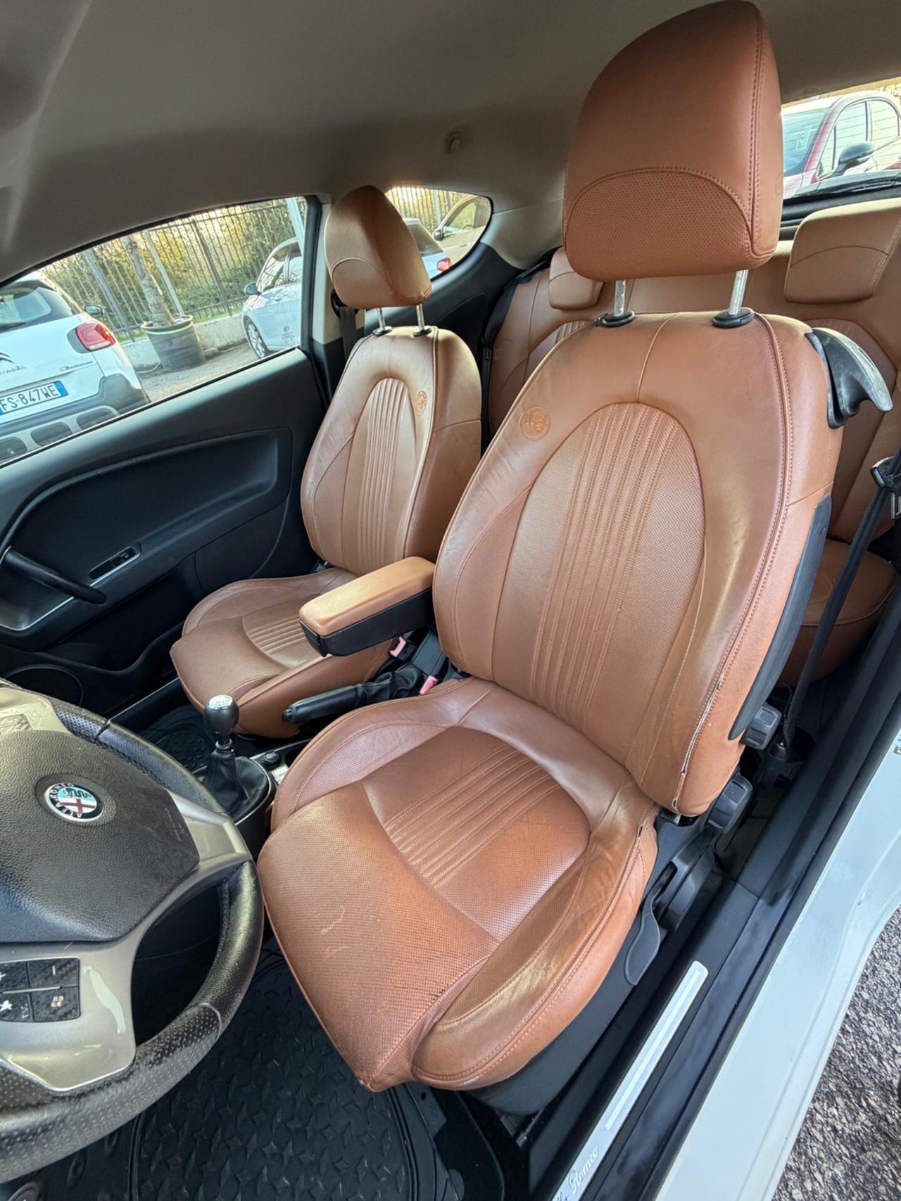 Alfa Romeo MiTo 1.6 JTDm 16V Distinctive