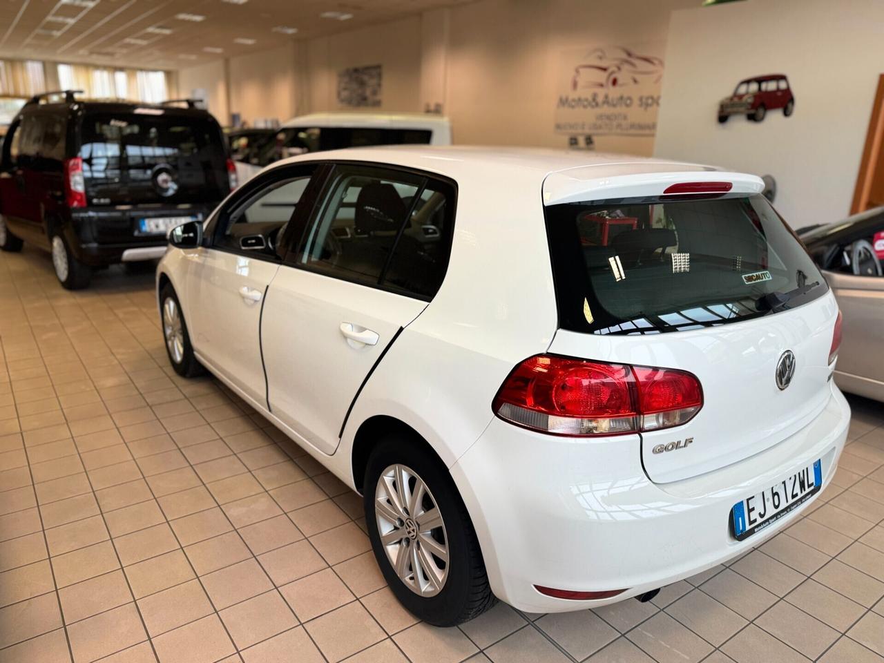 Volkswagen Golf 1.6 TDI 5p.
