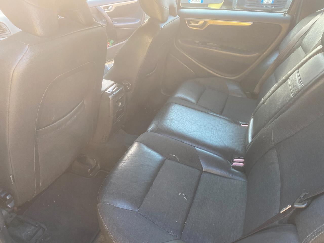 Volvo V70/XC70 V70 2.4 D5 20V cat Summum automatica