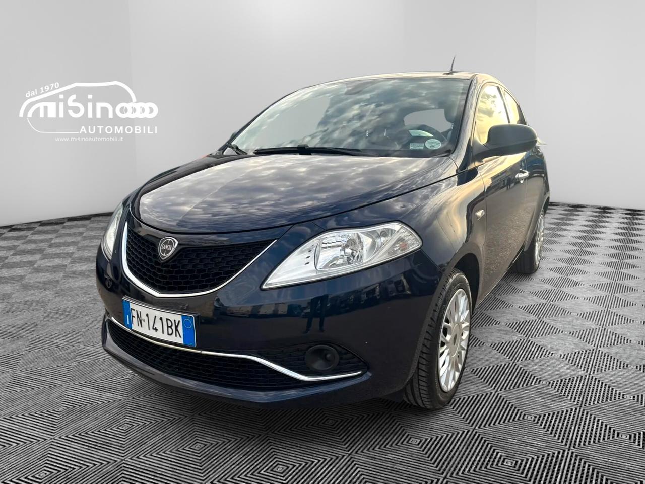 Lancia Ypsilon 1.2 69 CV 5 porte Platinum