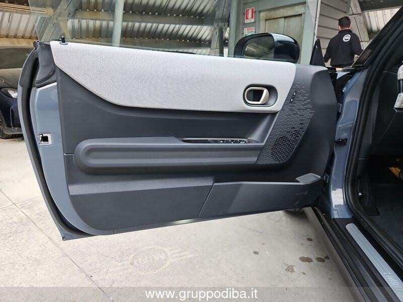 MINI Mini Cooper Cabrio F67 2.0 S Favoured auto