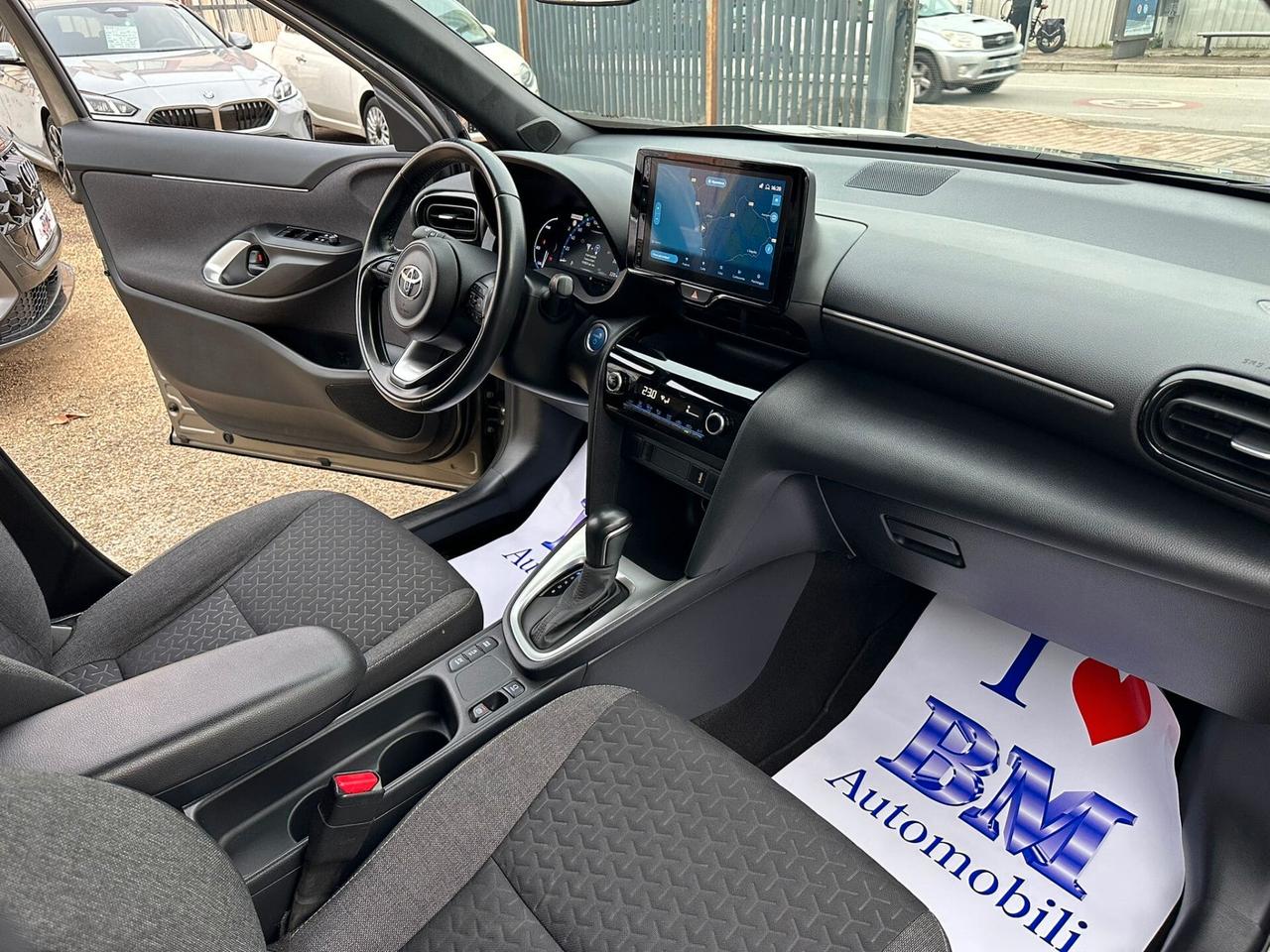 TOYOTA YARIS CROSS TREND 1.5 HYBRID E-CVT