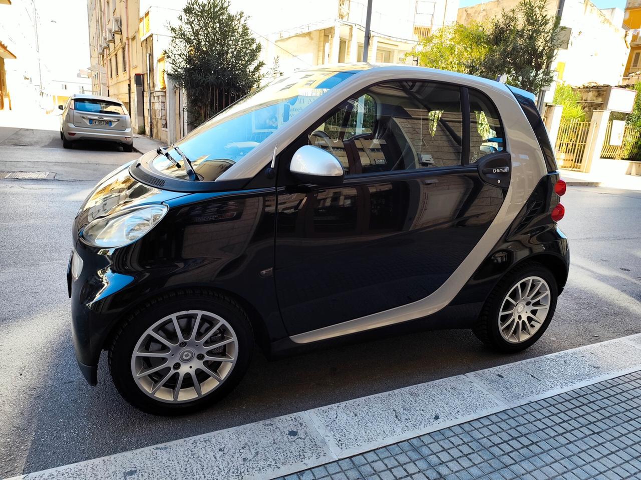 Smart ForTwo 1000 BENZINA 52 kW PASSION