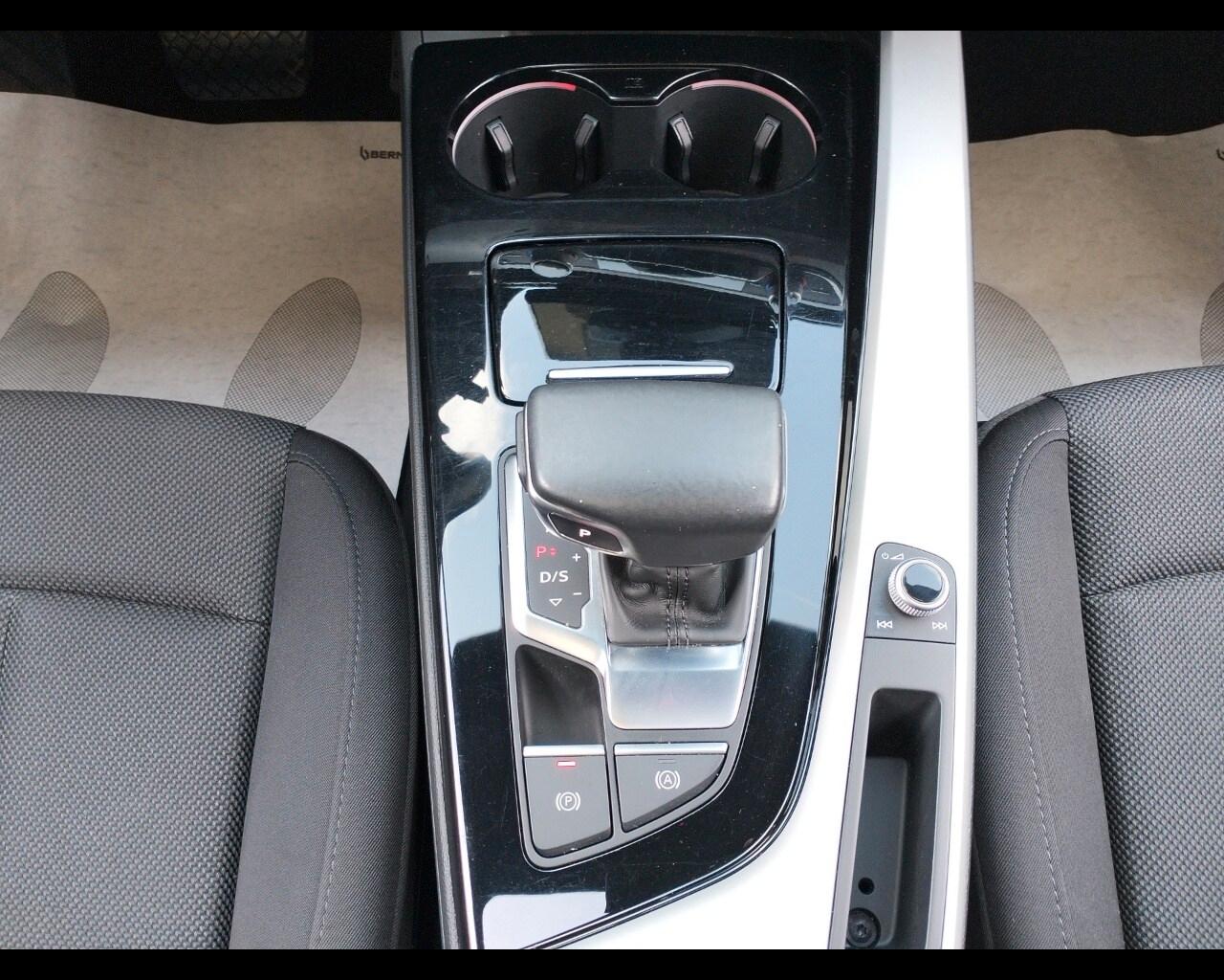 AUDI A4 allroad 2ª serie A4 allroad 40 TDI 204...