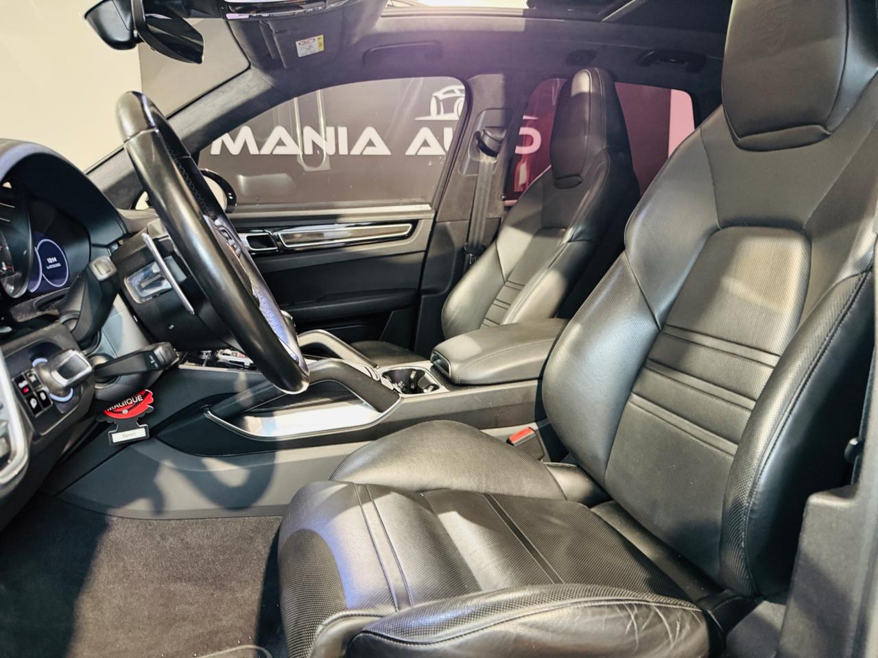 Porsche Cayenne Coupe 4.0 Turbo