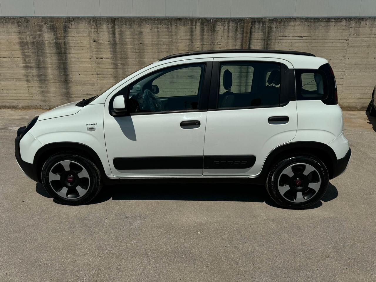 Fiat Panda 1.0 70 CV. S&S HYBRID E6D-T CITY CROSS IVA DEDUCIBILE RIF:3624