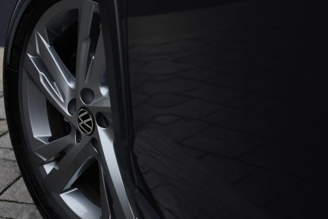 VOLKSWAGEN Taigo 1.0 TSI 115 CV TETTO DSG R-Line Prezzo Netto