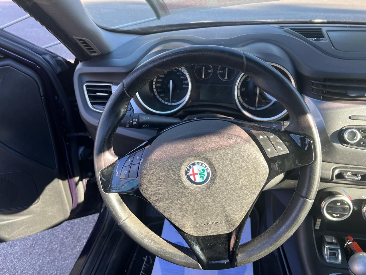 Alfa Romeo Giulietta 1.6 JTDm-2 105 CV Distinctive anno 2012