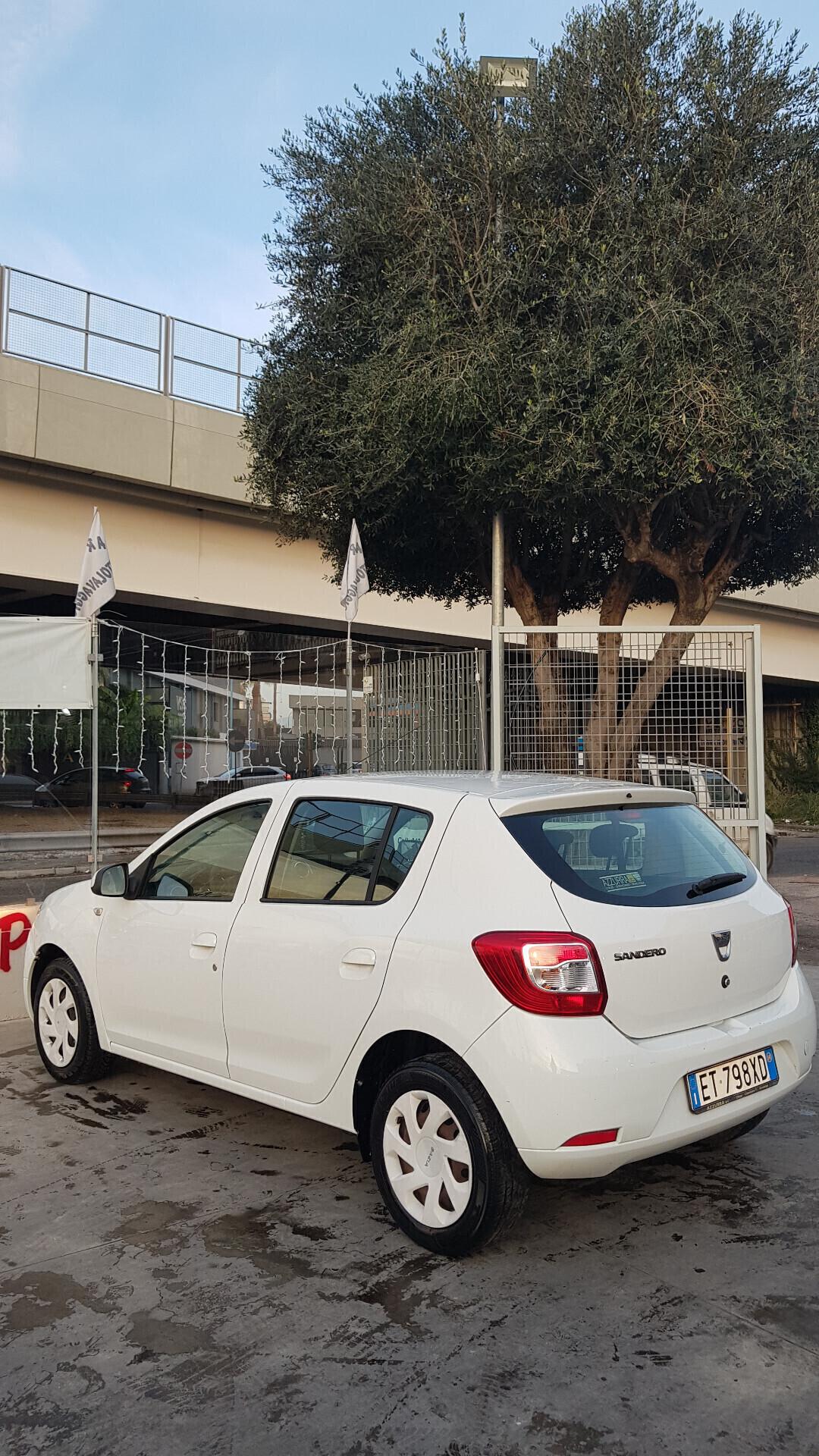 DACIA SANDERO 1.2GPL 120.000 KM. 7/2014