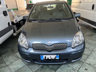 Toyota Yaris 1.0i 16V cat 3 porte Sol