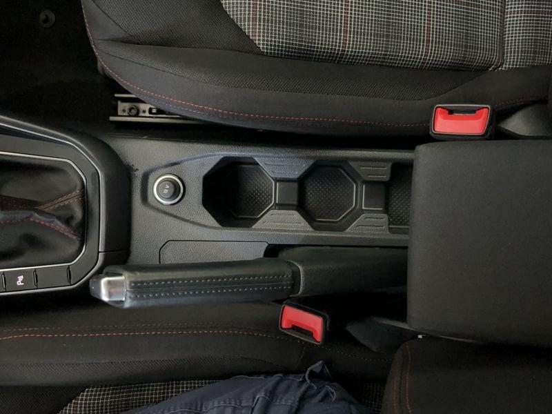 Volkswagen Polo GTI 2.0 TSI GTI DSG
