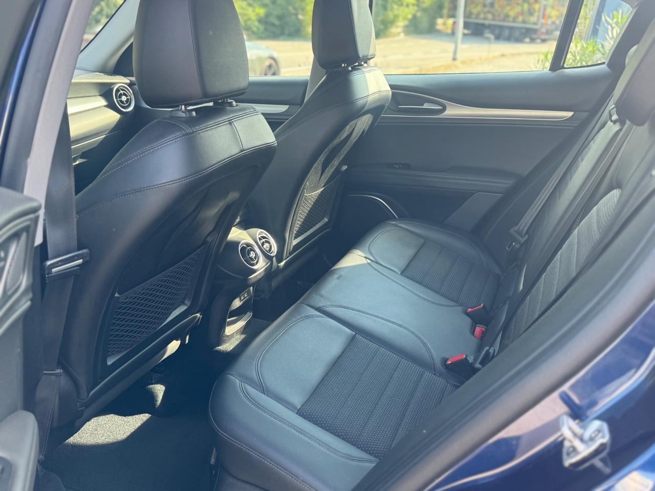 Alfa Romeo Stelvio 2.2 Turbodiesel 210 CV AT8 Q4 Super