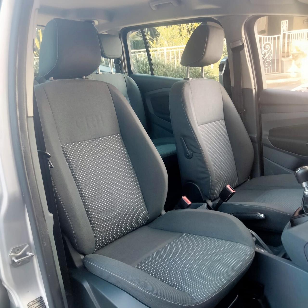 Ford C-Max 1.6 TDCi 115CV Titanium