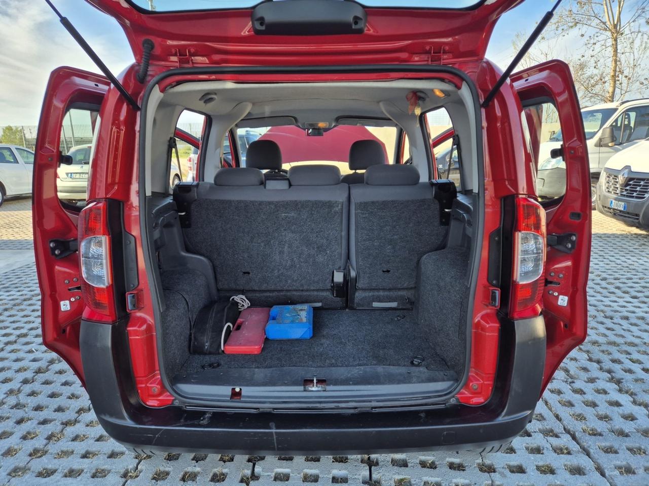 Peugeot Bipper Tepee 1.4 75CV Outdoor