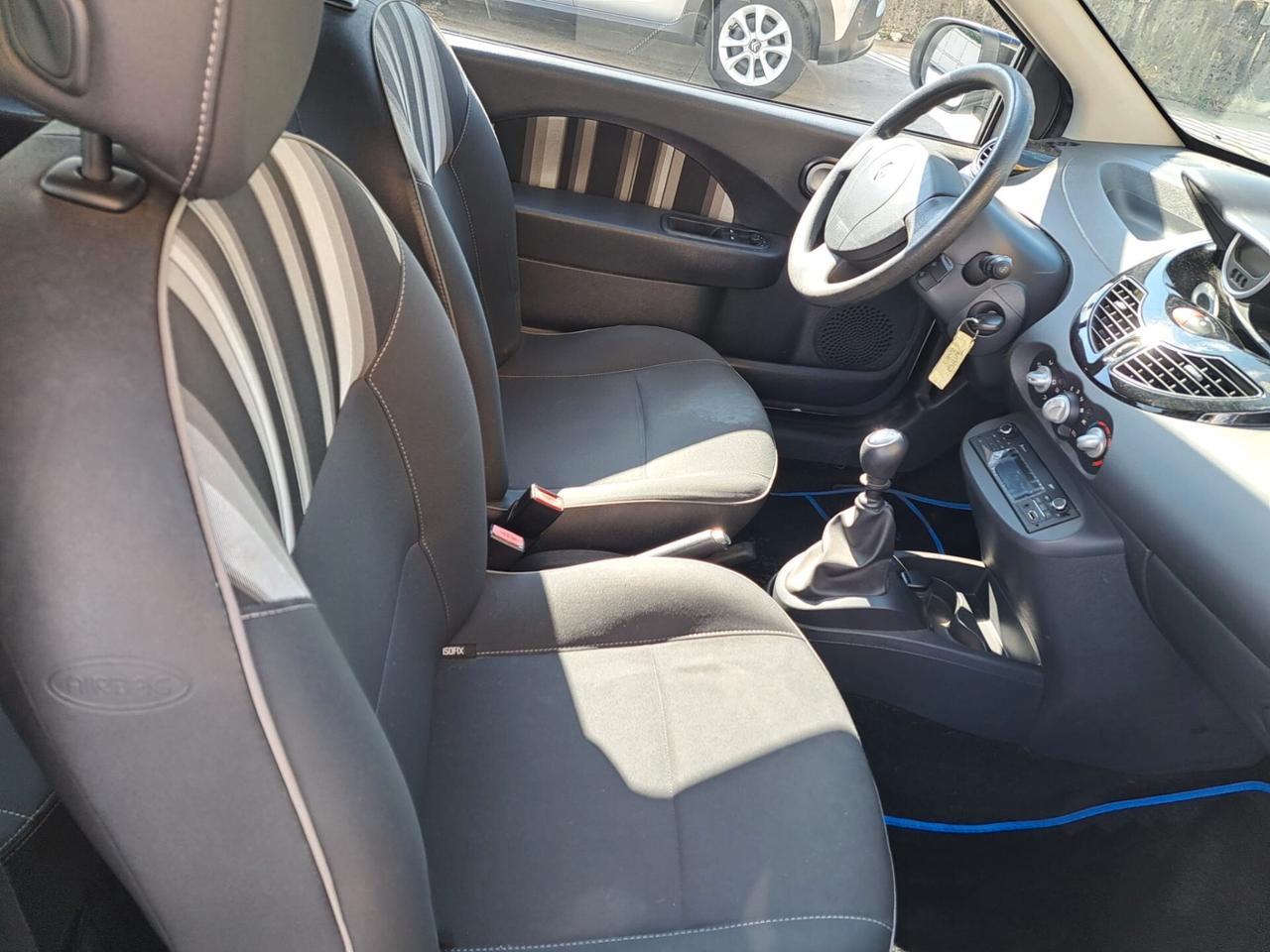 Renault Twingo 1.2 16V Night&Day