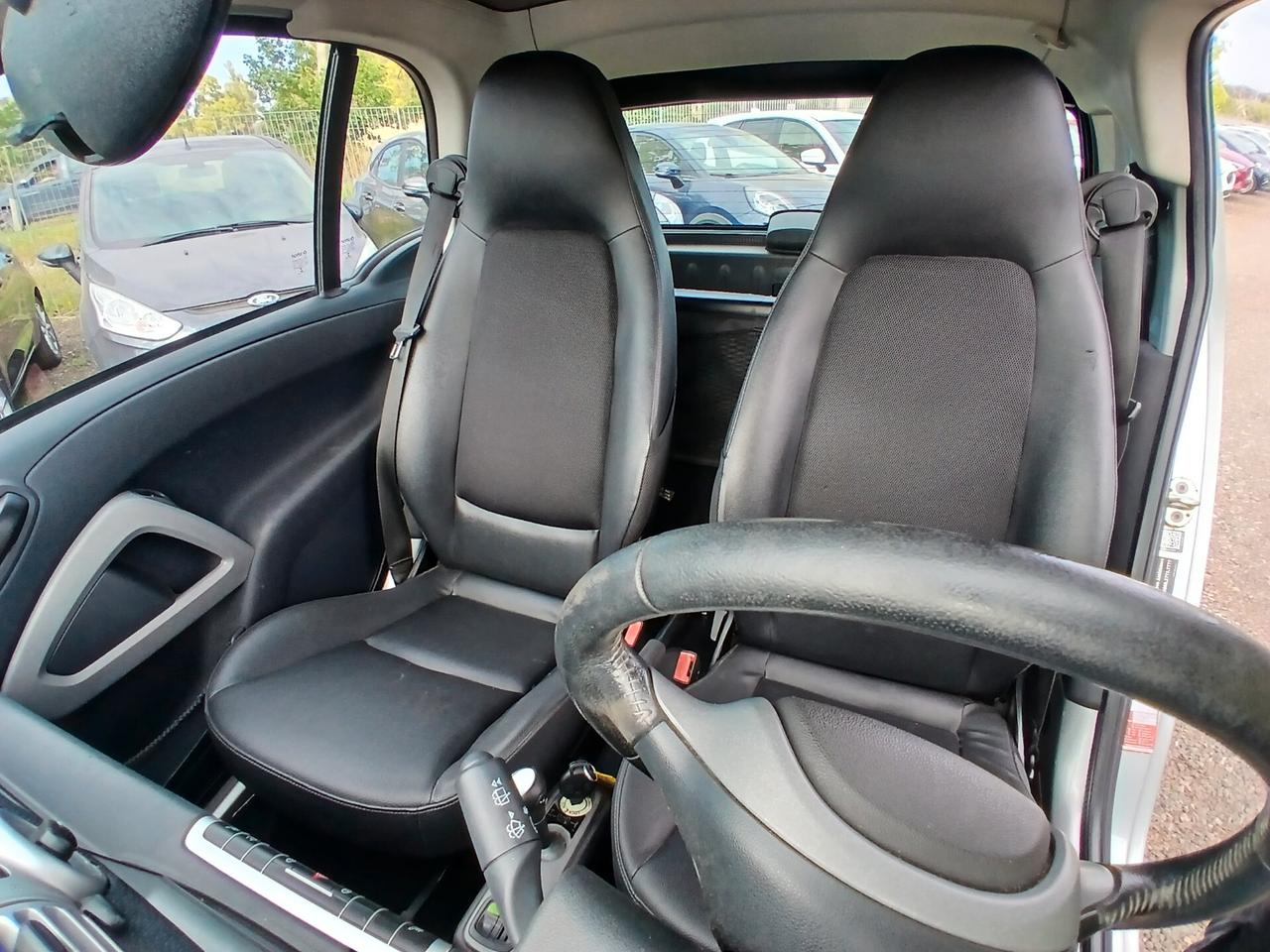 Smart ForTwo 1000 45 kW MHD coupé pure