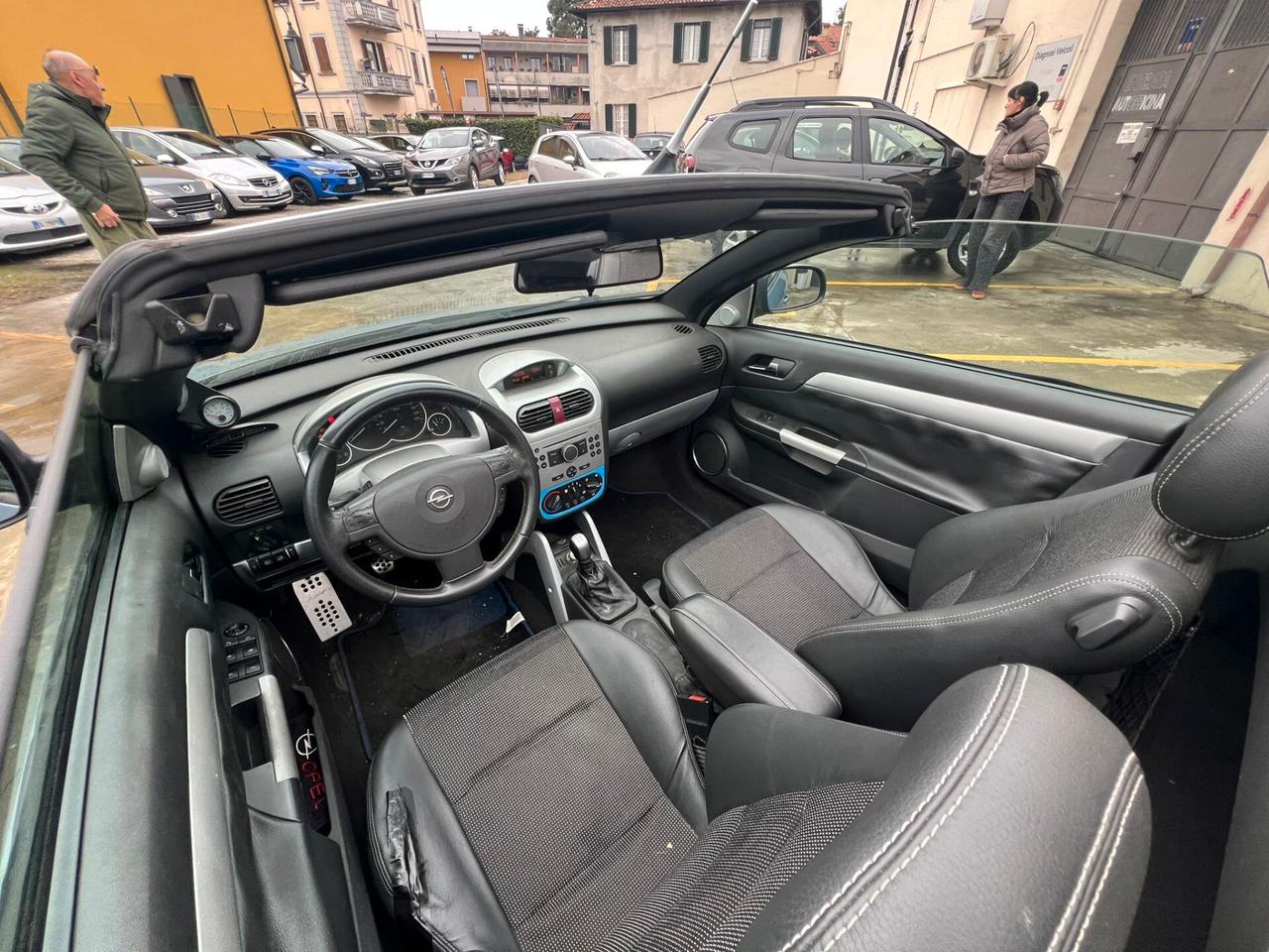 Opel Tigra TwinTop 1.4 16V Sport