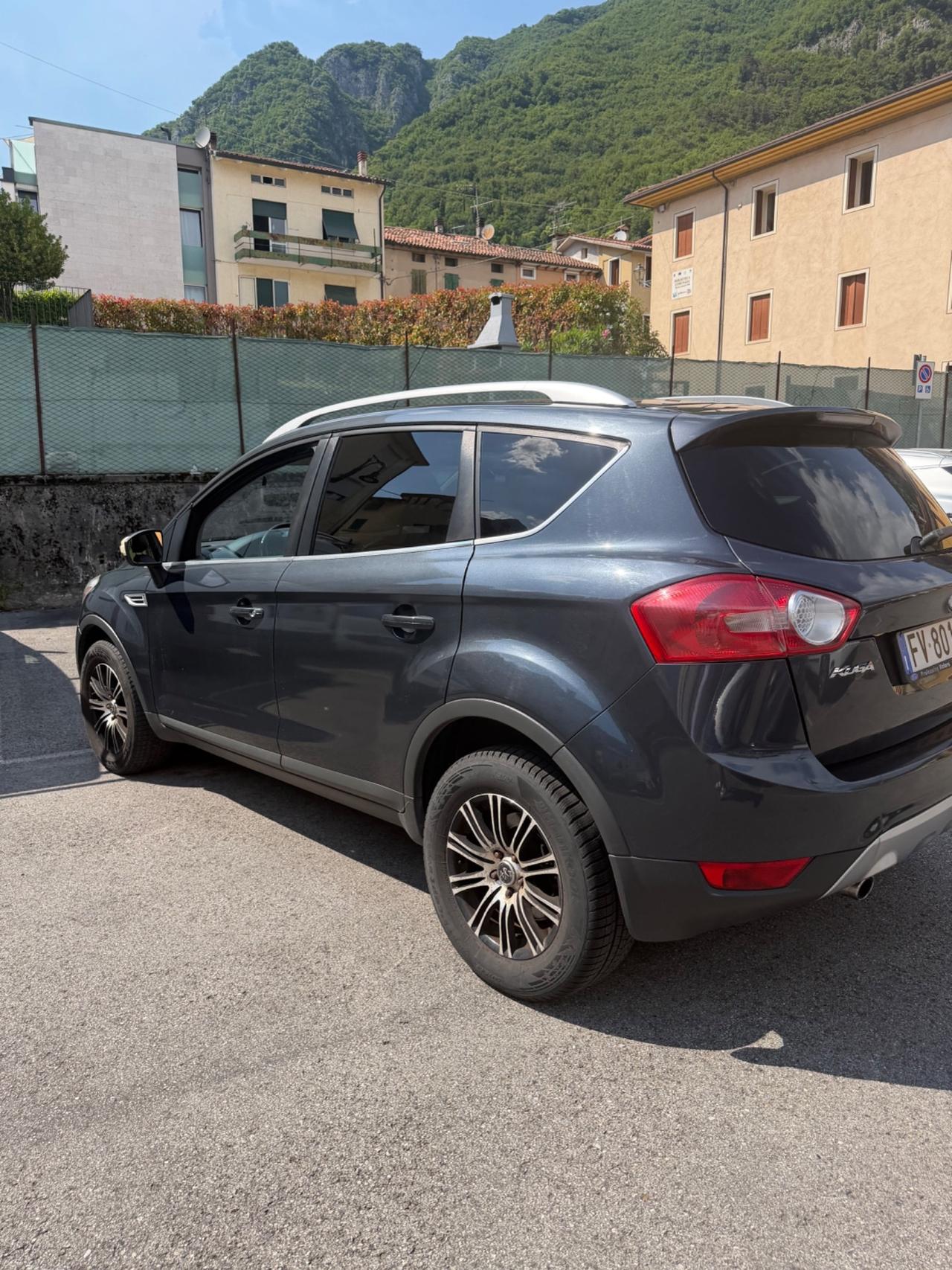 Ford Kuga 2.0 TDCi 136 CV 4WD Titanium DPF