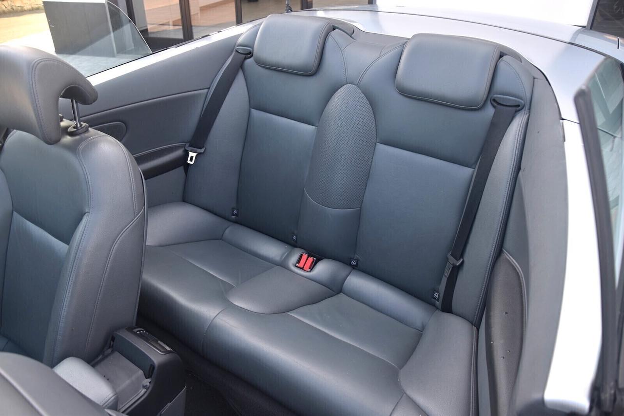 Saab 9-3 Cabriolet 1.9 TiD 16V DPF Vector Sentronic