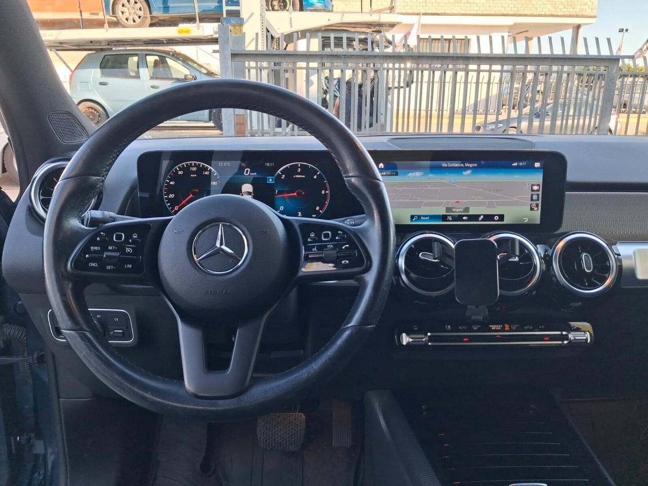 MERCEDES Classe GLB 180d Automatic 115cv