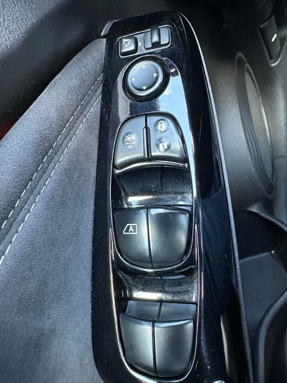 Nissan Juke 1.0 DIG-T 114 CV DCT N-Connecta