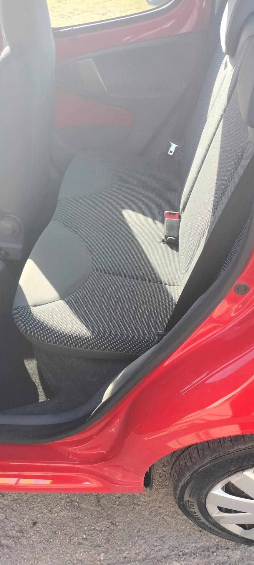 Peugeot 107 1.0 68CV 5p. Urban Move