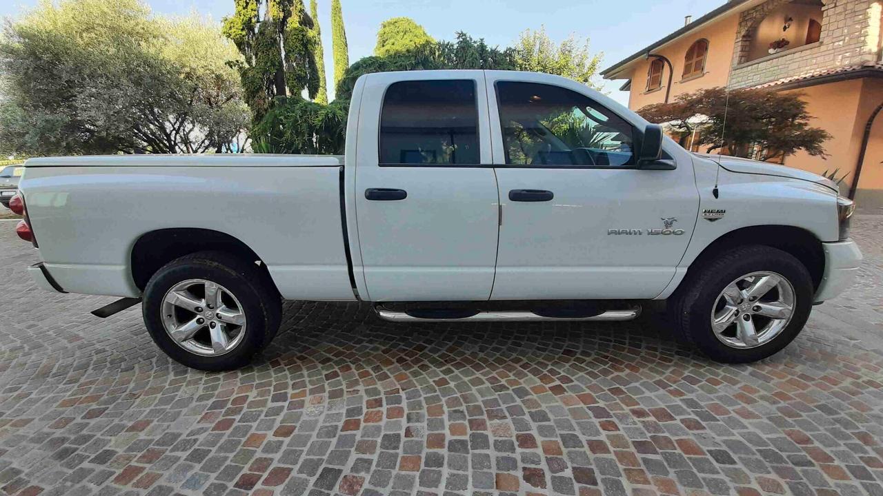 Dodge RAM 1500 Hemi 5.7 anno 2007 motore fuso