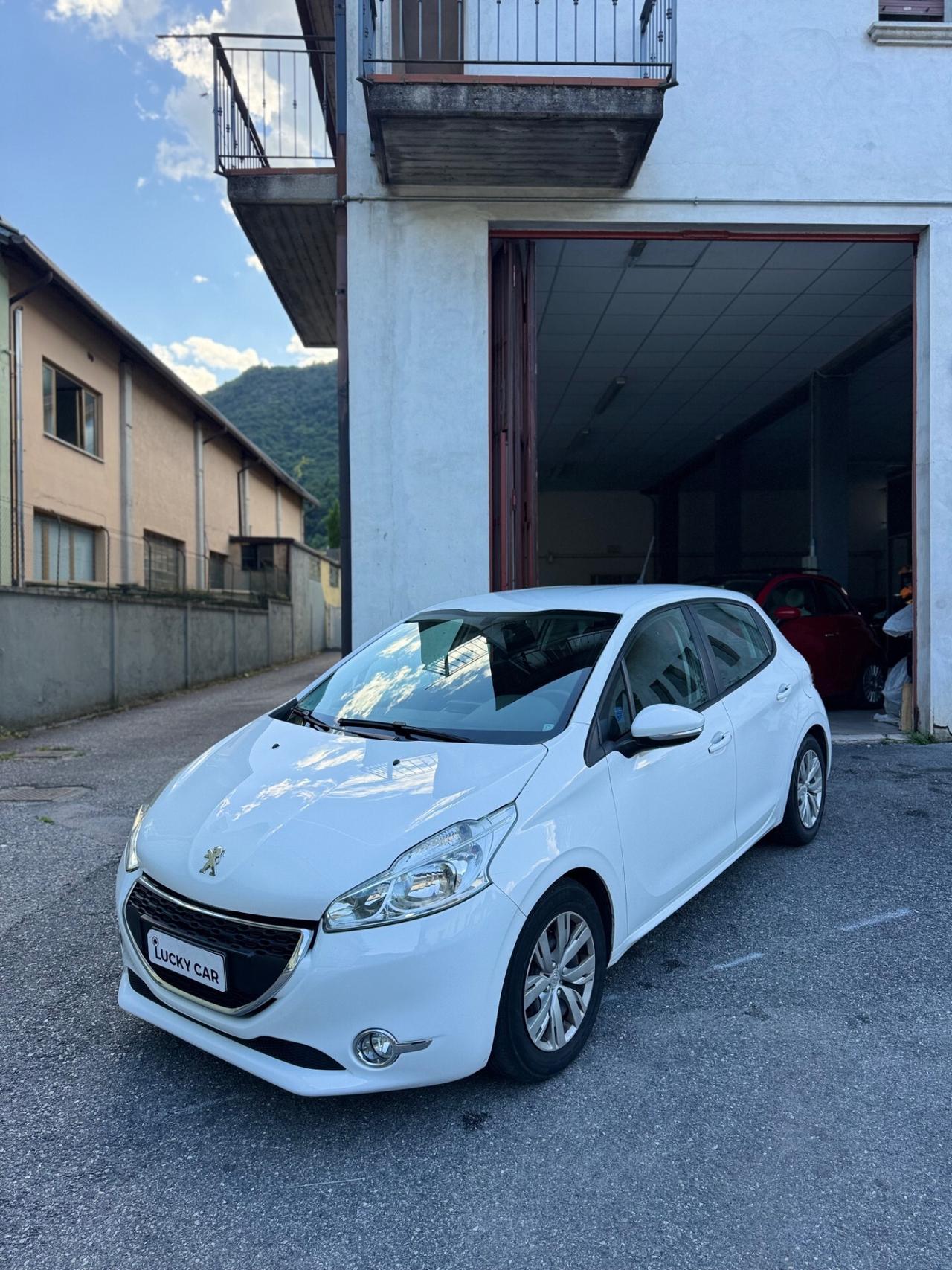 Peugeot 208 1.4 HDi 68 CV 3 porte Active