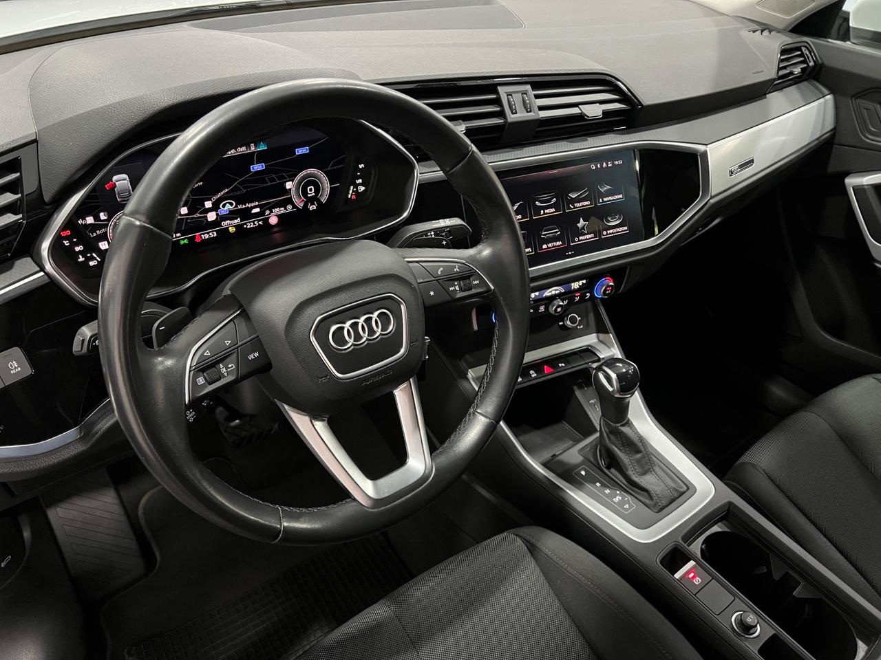 Audi Q3 SPB 35 2.0 TDI STronic Business Advanced
