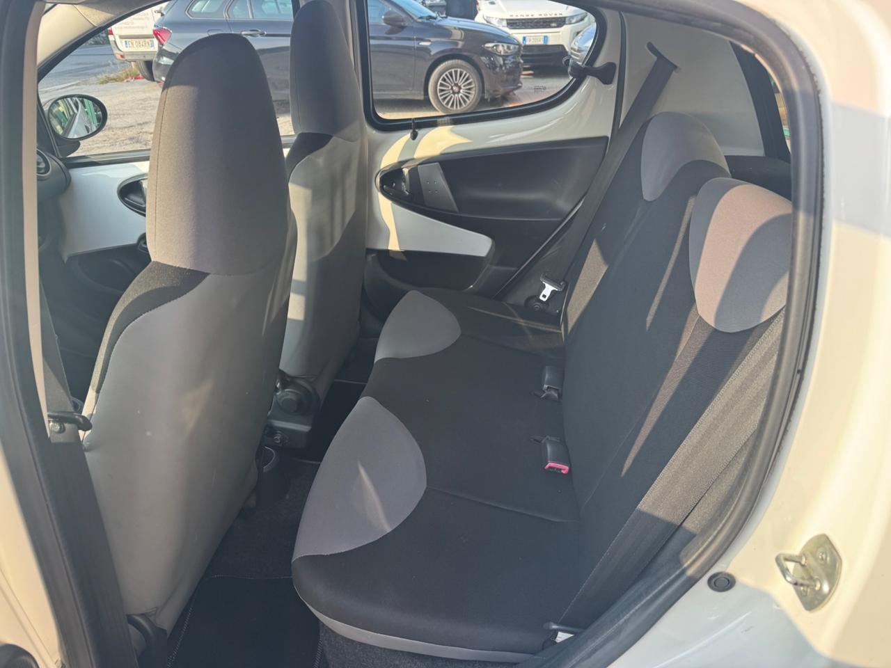 Peugeot 107 1.0 68CV 5p. Superga