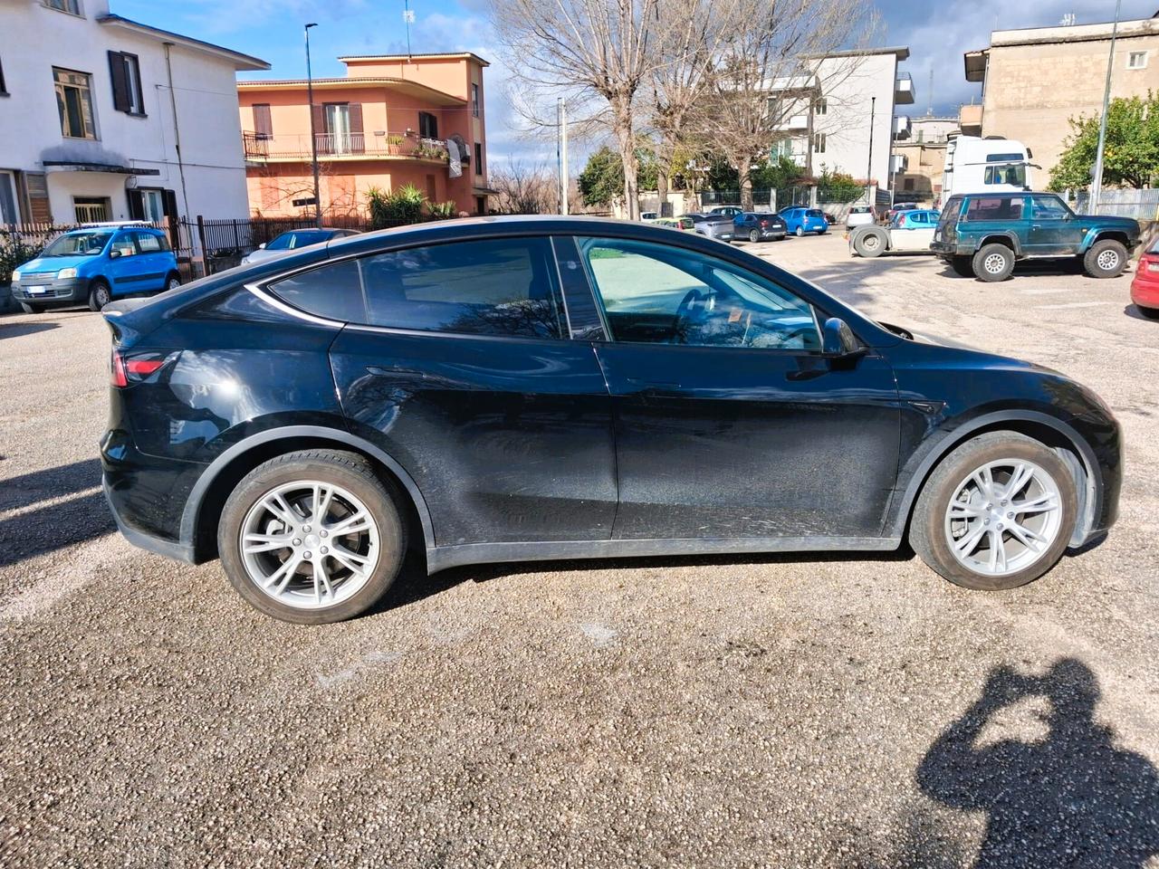 Tesla Model Y Long Range RWD