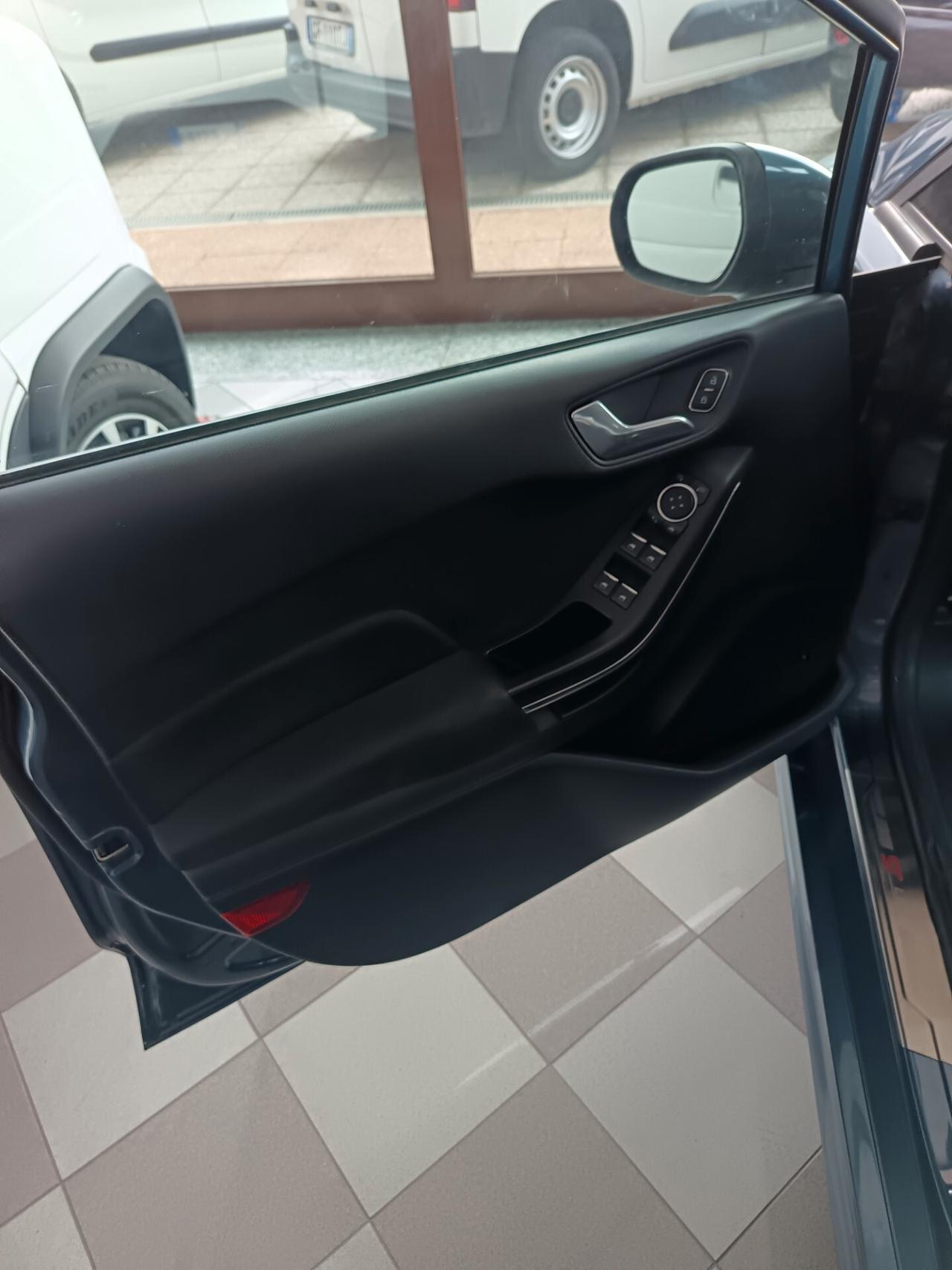 Ford Fiesta 1.0 Ecoboost 100 CV 5 porte ST-Line