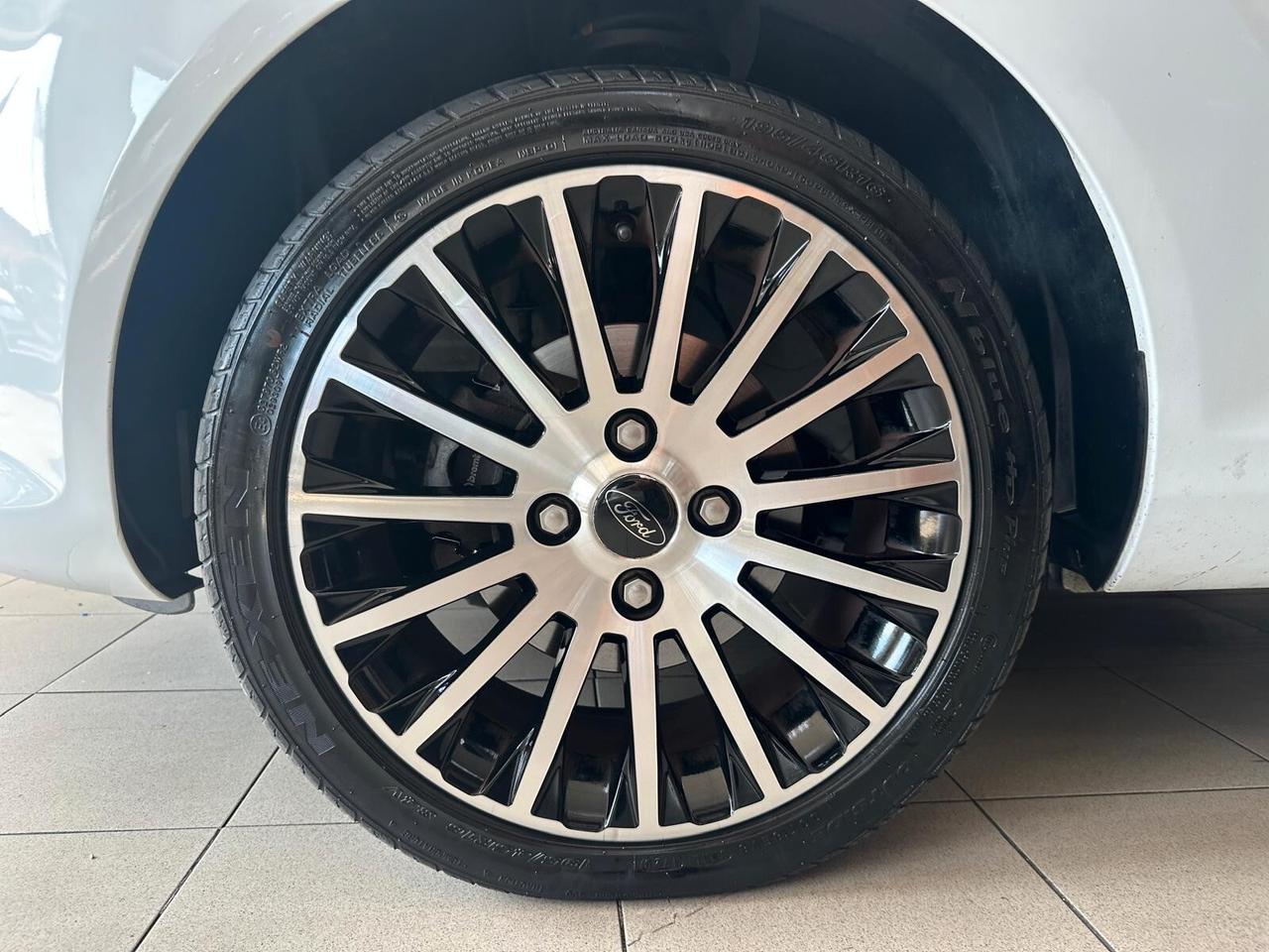Ford Fiesta 1.4 TDCi 70CV 3 porte Titanium TENUTA BENISSIMO