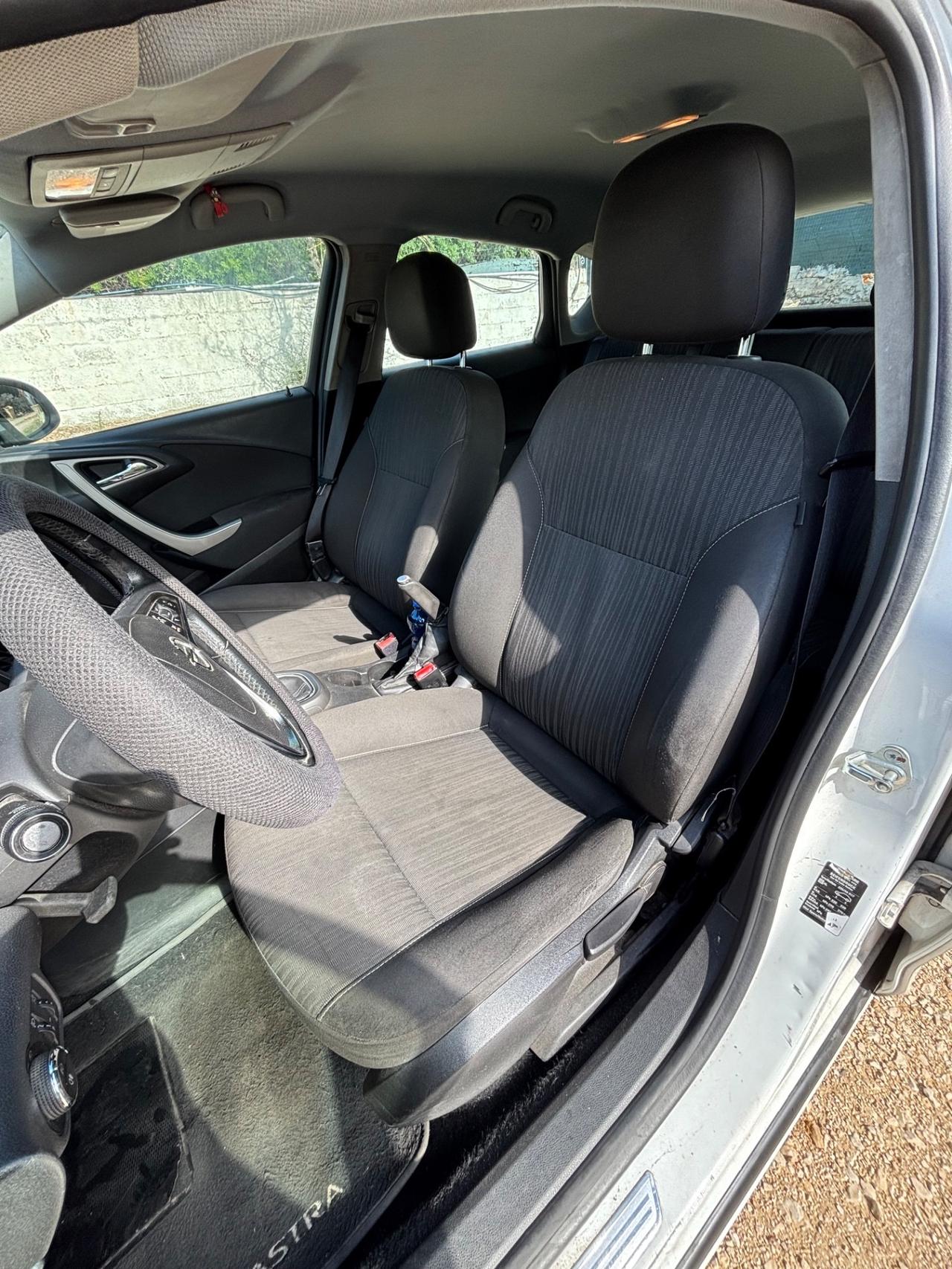 Opel Astra 1.7 CDTI 125CV 5 porte Elective