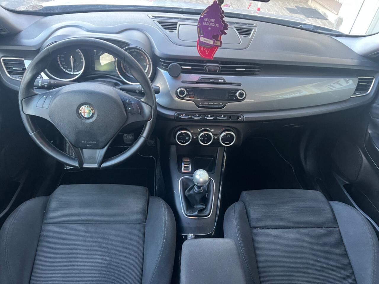 Alfa Romeo Giulietta 1.6 JTDm-2 105 CV Exclusive