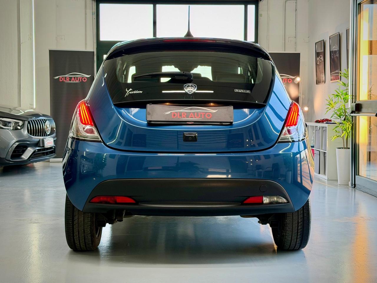 Lancia Ypsilon 1.0 FireFly 5 porte S&S Hybrid Gold