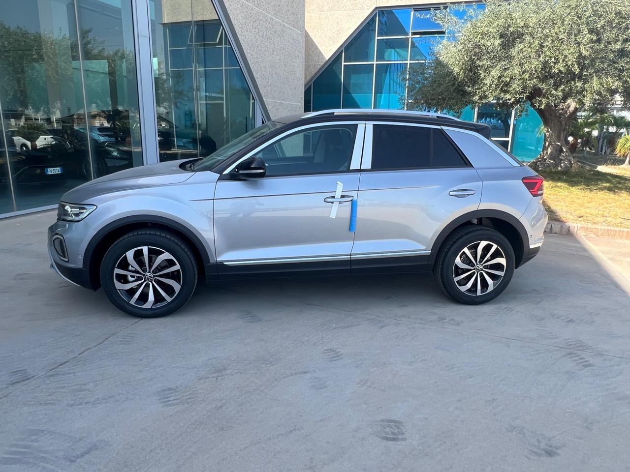 Volkswagen T-Roc 1.0 TSI Style possibilità noleggio no scoring