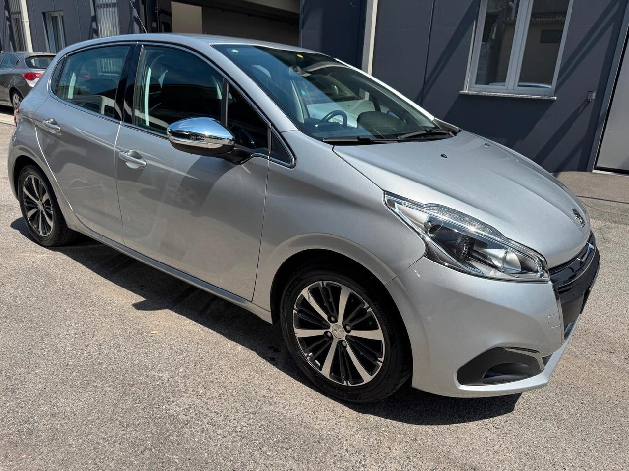 Peugeot 208 PureTech 82 5p. GPL Allure*GPL*NEOPATENTATI