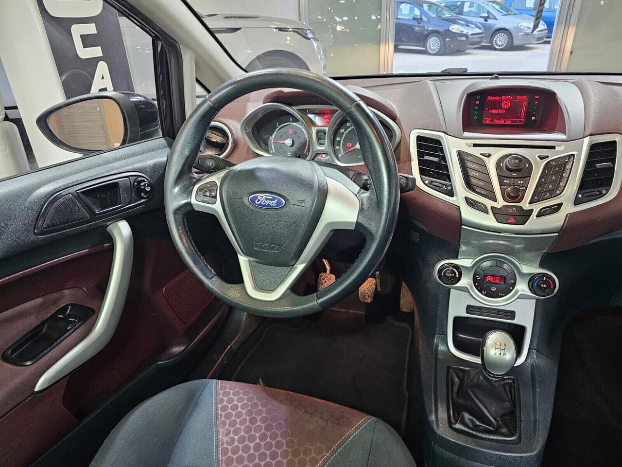 Ford Fiesta 1.6 TDCi 95 CV 5p. Titanium