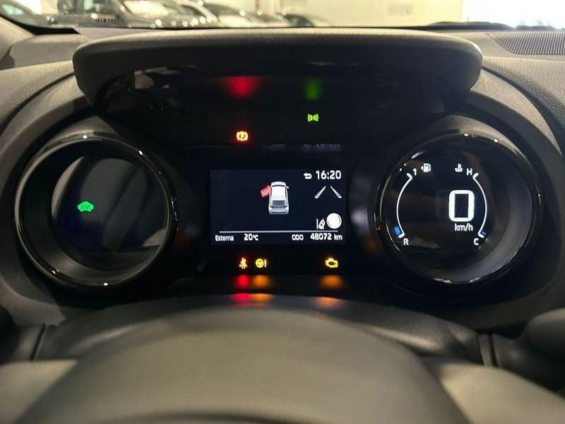 Toyota Yaris Hybrid Lounge MY21