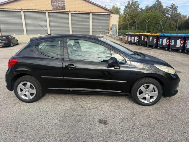 PEUGEOT 207 1.4 8V 75CV 3p. X Line senza nessun lavoro da fare