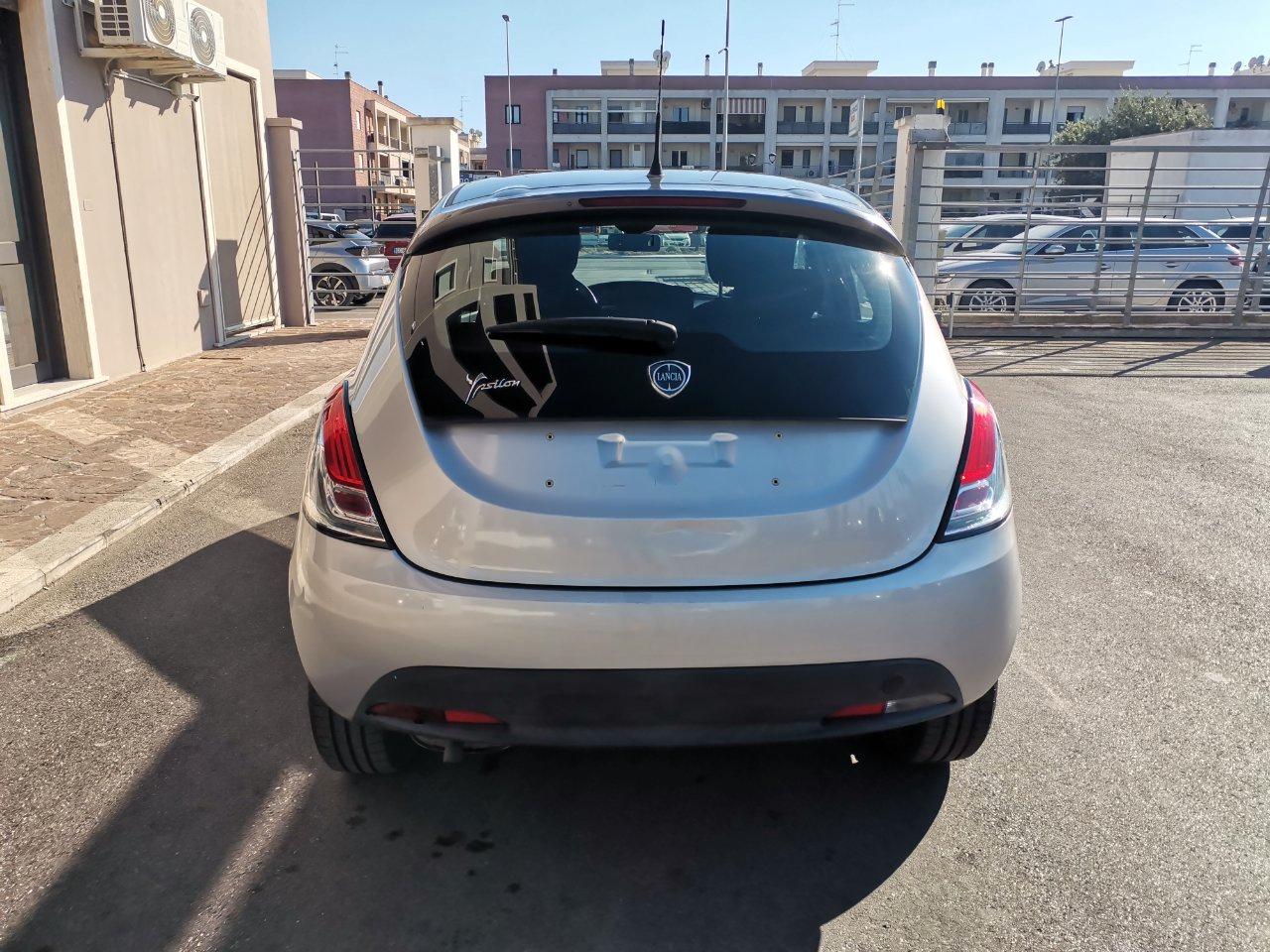 Lancia Ypsilon 5 Porte Ypsilon 1.2 8v Gold s&s 69cv