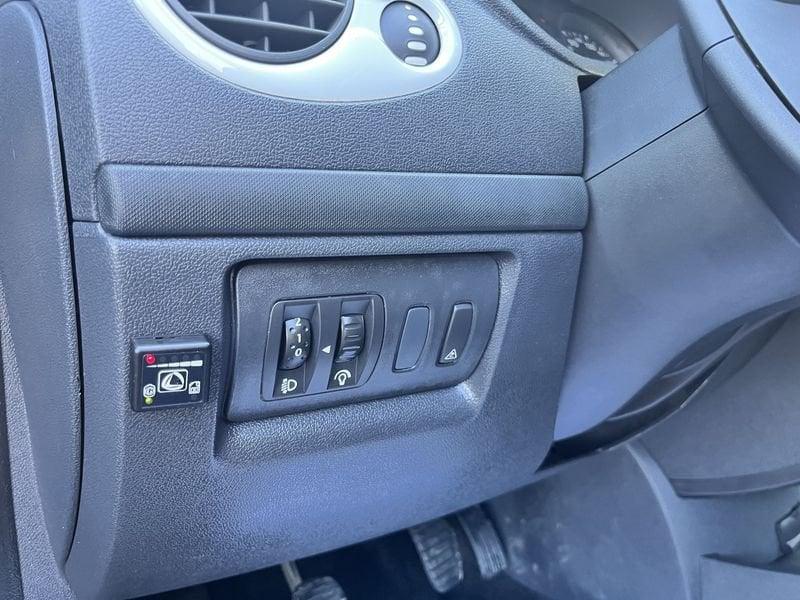 Renault Clio SporTour 1.2 TCe 100CV Yahoo! GPL