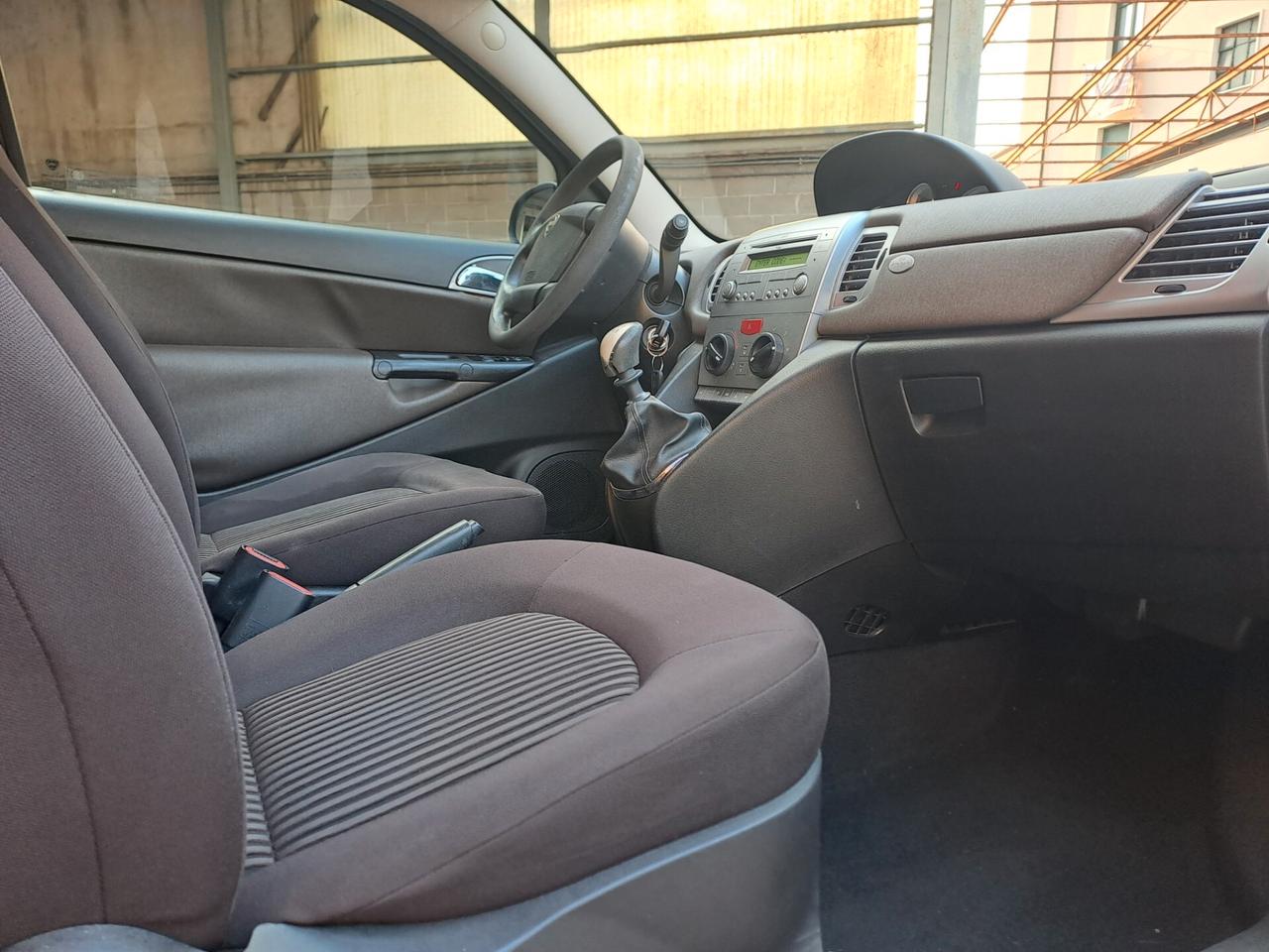 LANCIA YPSILON 1.2 BENZINA *OK NEOPATENTATI*