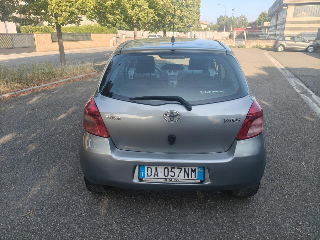 Toyota Yaris 1.3 5 porte AUTOMATICA