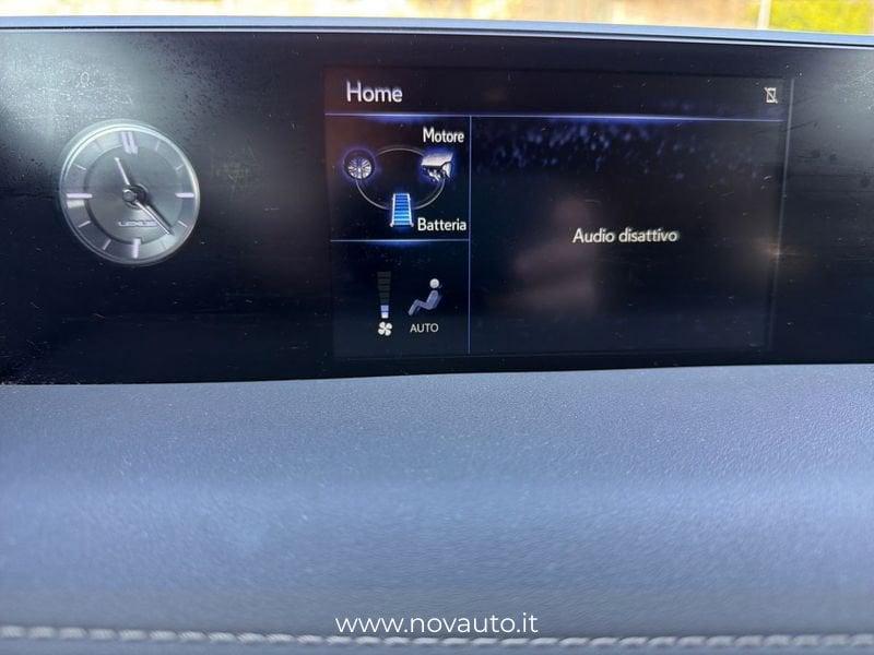 Lexus UX Hybrid Premium 2WD