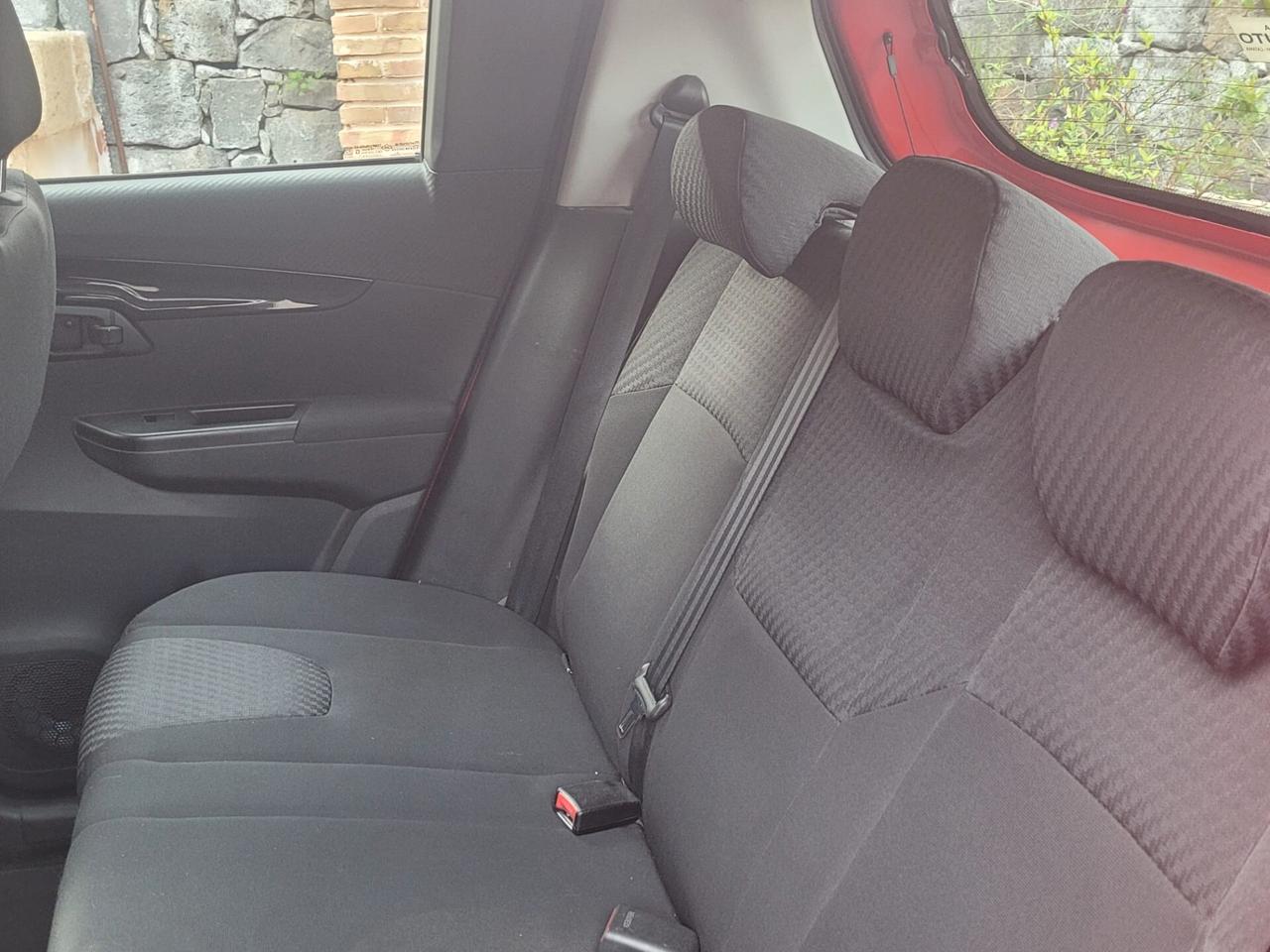 Mahindra KUV100 1.2 VVT M-Bifuel(GPL) K6+