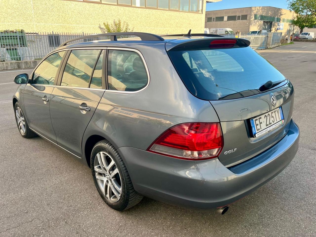 VW Golf Sw 1.6TDI 2011 162.000km perfetta